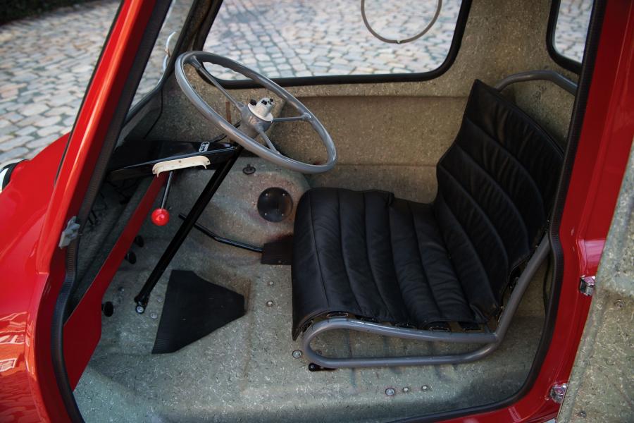 Интерьер Peel P50 1963 года  (фото 5 из 28)
